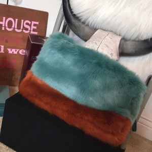 Two tone fur clutch - Zara
